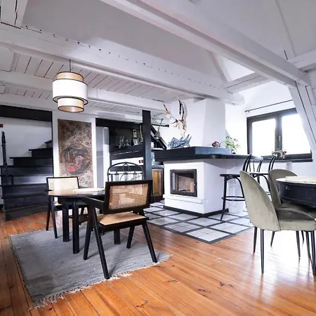 Unique House With Private Swimming Pool By The Sea - Afra Group Lägenhet